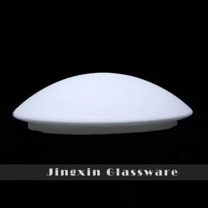 takljusskärm i vit glas